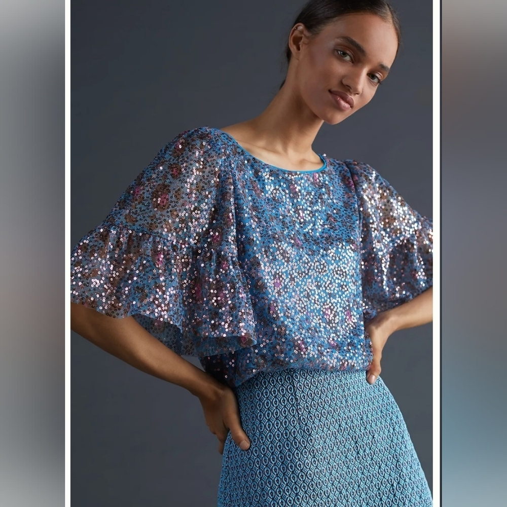 NEW AnthropologievMaeve Sequin Blouse Size Medium Blue Purple Short Sleeve